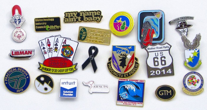 custom lapel pins